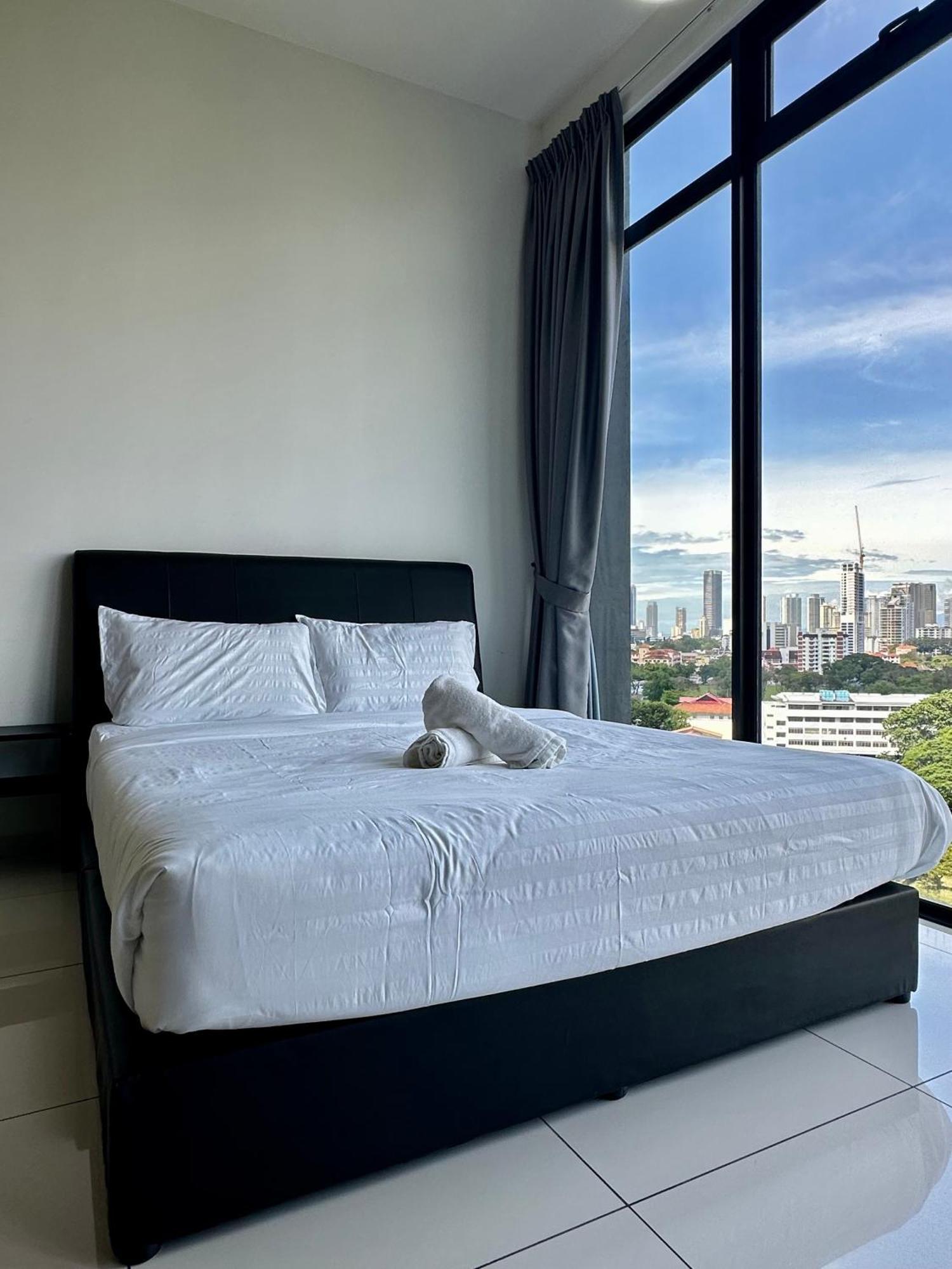 Beacon Executive Suite - City View - By Iz ジョージタウン エクステリア 写真